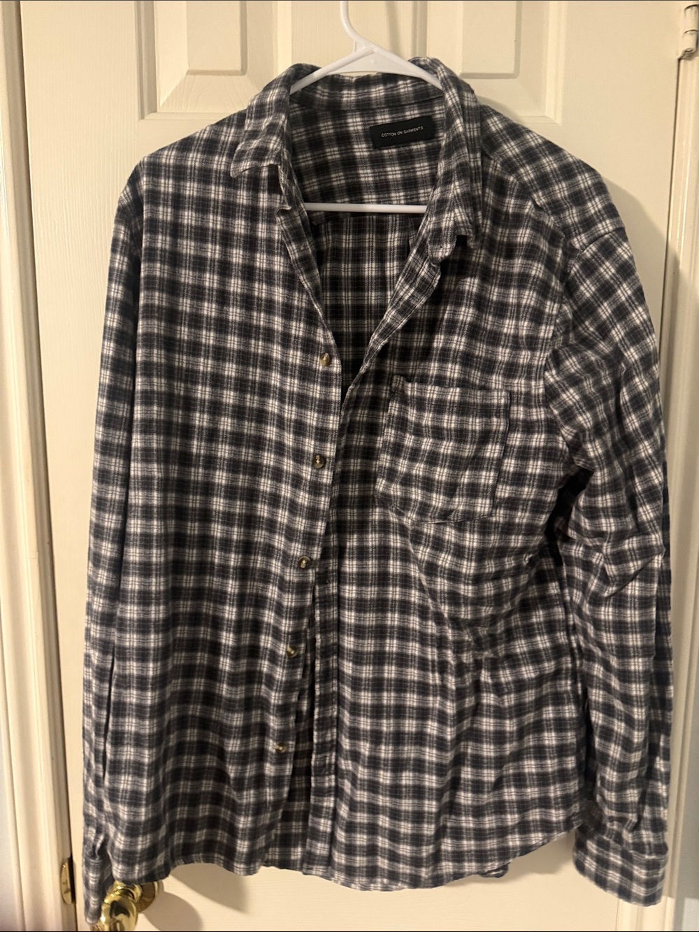 Cotton On Men’s Gray & White Plaid Button-Down Shirt